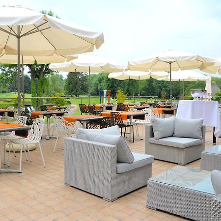 Отель Grand Slam Le Vaudreuil Экстерьер фото