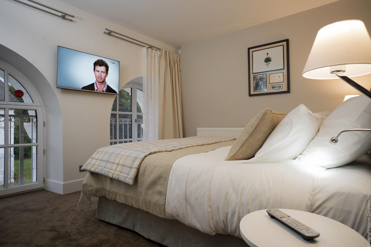 Отель Grand Slam Le Vaudreuil Экстерьер фото